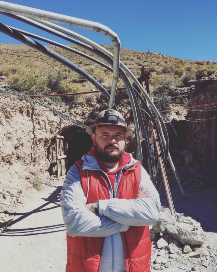 Si miras su móvil, todas las últimas palabras buscadas en google tienen que ver con cocina. Foto: Instagram Niño de Elche.