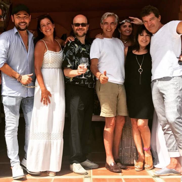 Disfrutando del sol y de las amistades por la costa mediterránea. Foto: Instagram.