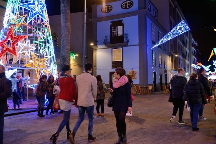 Las calles de la La Laguna están animadas por estas fechas.