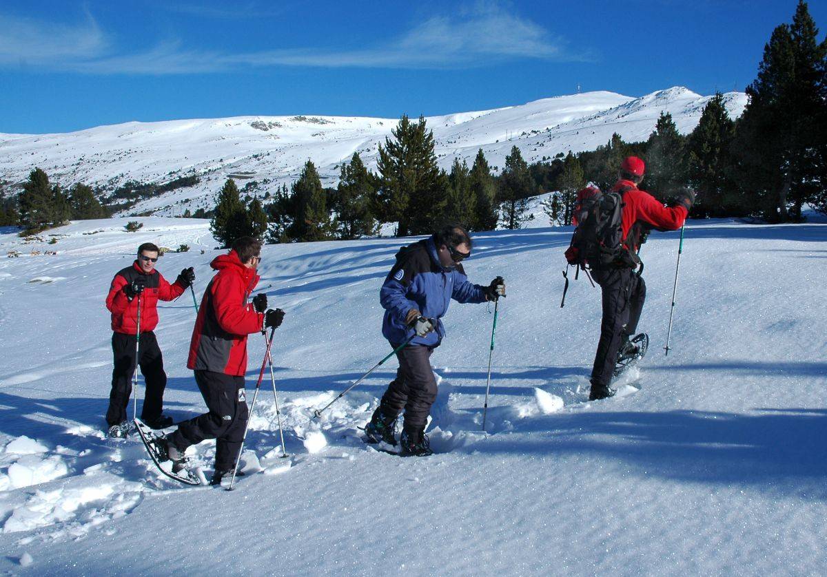 Raquetas de nieve. Foto: Alfredo Merino