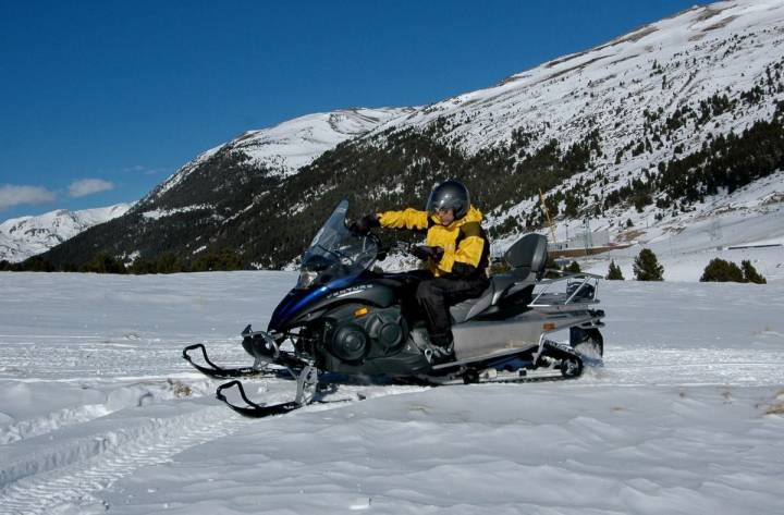 Para los amantes del motor, no puede faltar un paseo en esta máquina. Foto: Marga Estebaranz.