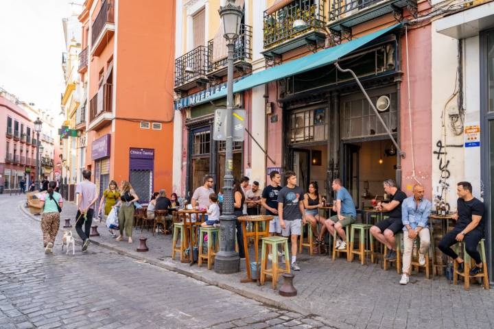 'Fatouch' ocupa una antigua tienda de muebles de la calle Feria.