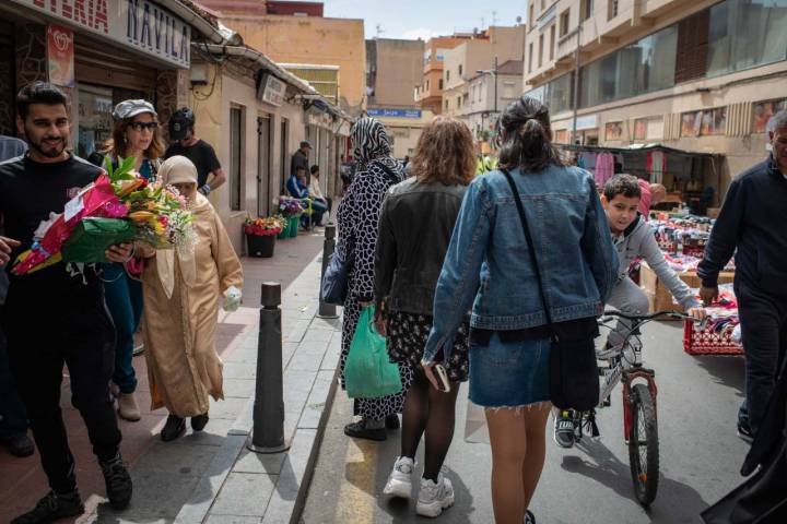 Mercadillo en el barrio de San José Hadú.