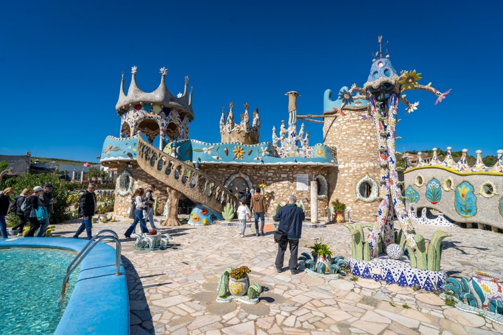 La casa sin planos del Gaudí extremeño que puedes visitar en Badajoz