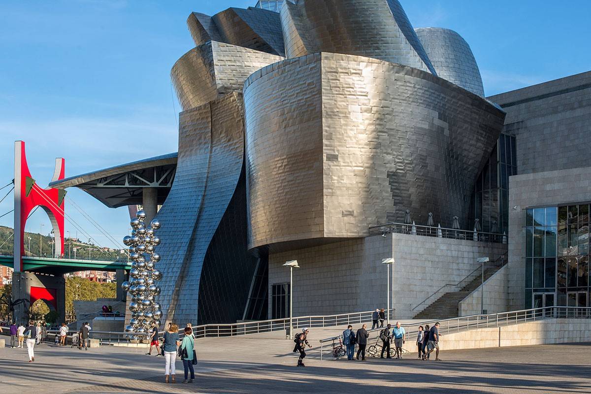 Las famosas formas del museo bilbaíno.