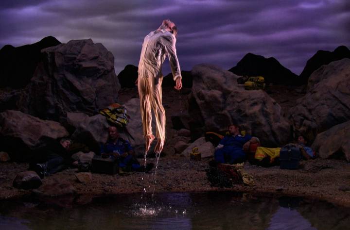 Primera luz (First Light), 2002, de Bill Viola. (Imagen cedida por el Museo)