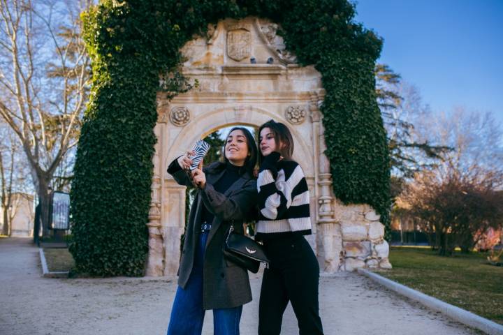 La portada del antiguo convento de San Jerónimo llama por si sola a hacerse un 'selfie'.