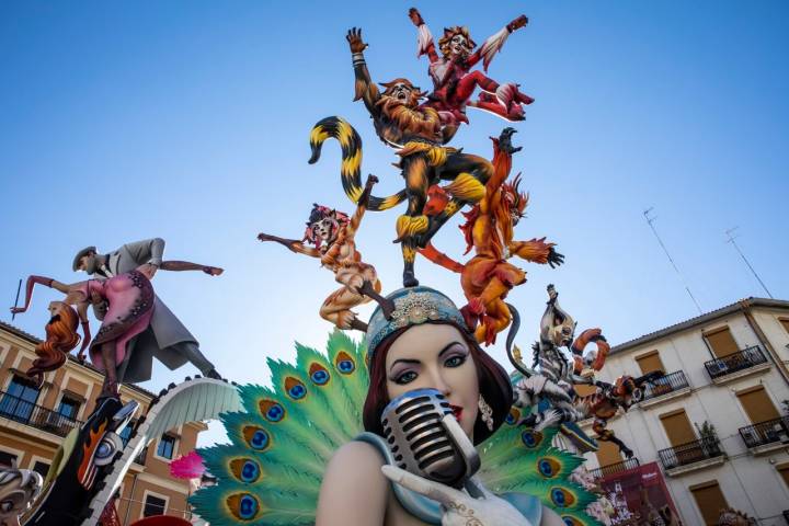 Las Fallas de Valencia vuelven a celebrarse en 2021 de una manera diferente, pero igual de festiva.