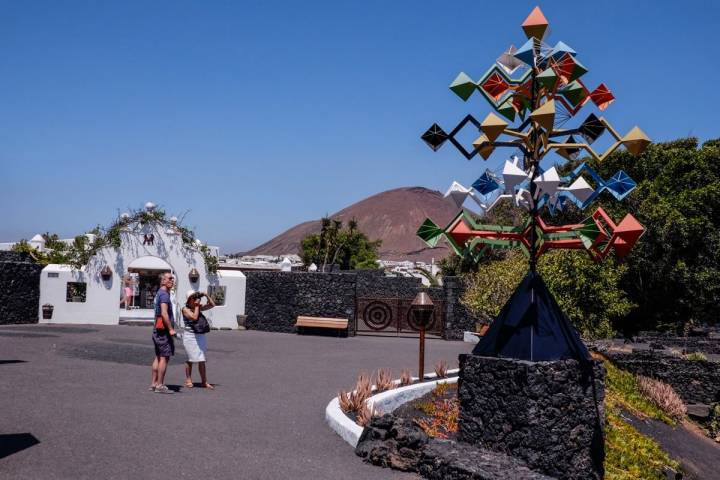 juguetes viento cesar manrique lanzarote