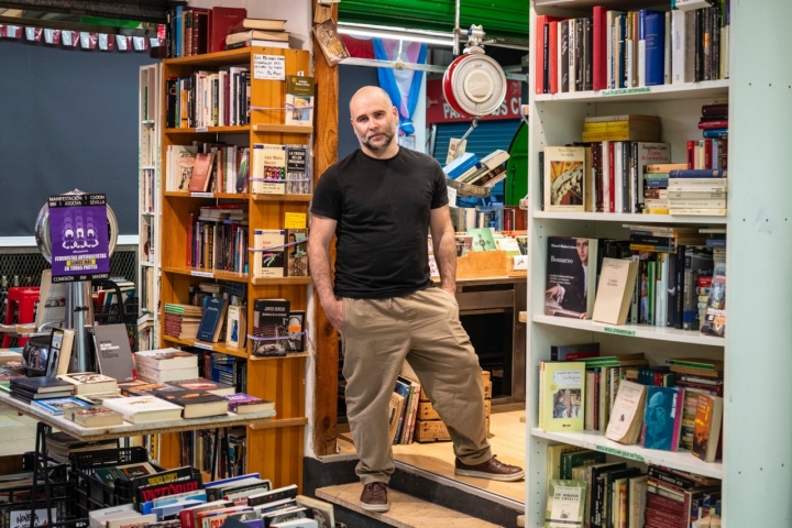 Mario, uno de los socios de La Casquería en el barrio de Lavapiés