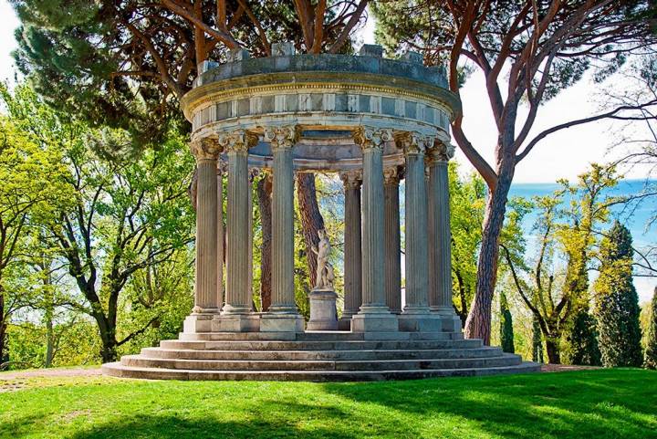 El Parque de El Capricho es uno de los escenarios de los Veranos de la Villa. Foto: shutterstock.