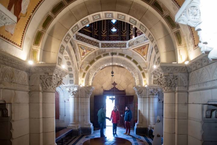 El interior de la capilla también merece una visita.