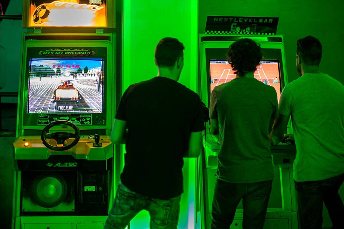 Next Level Arcade Bar (Madrid): Ambiente del local. Foto: Alfredo Cáliz