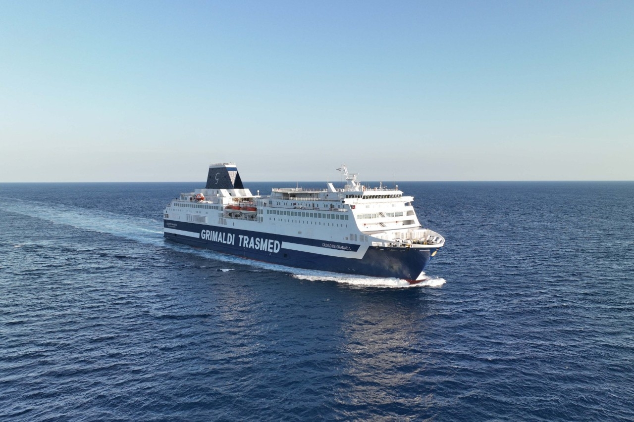 Desde un barco, entre viñedos o con un pícnic gourmet: 8 planes para ver el eclipse de otra manera