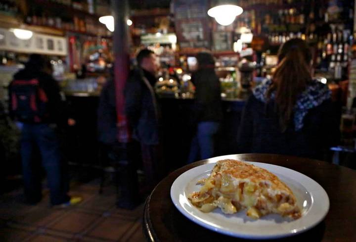 Tortilla de la Bodega Ardosa. Foto: Roberto Ranero.