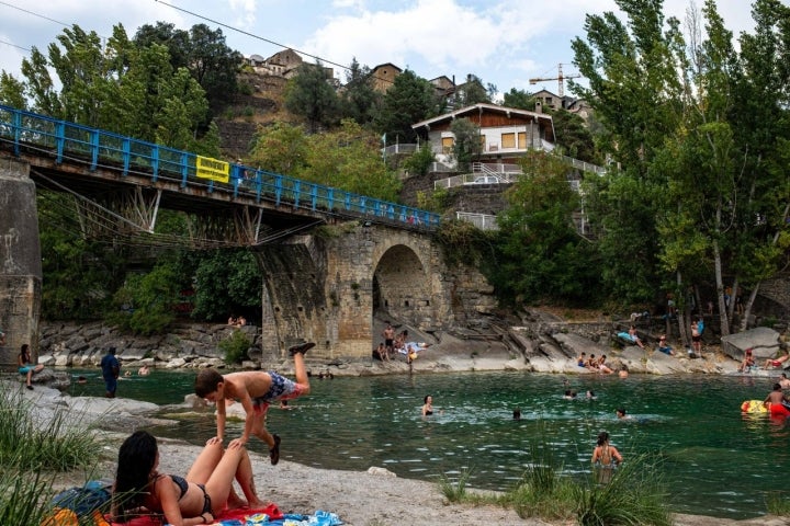 Pozas del río Ara gorga de Boltaña