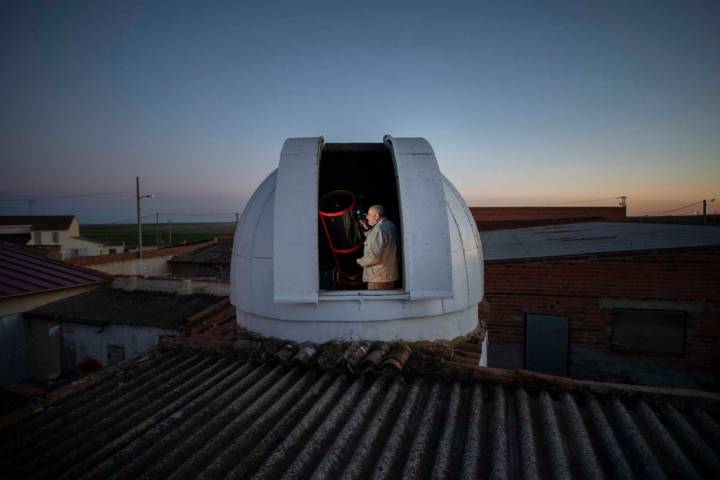 El pastor galáctico y su ventana al firmamento.