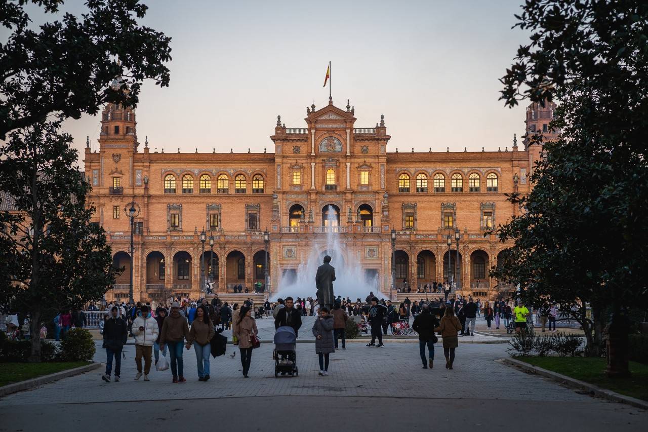 Ruta Sevilla Aníbal González apertura plaza de España