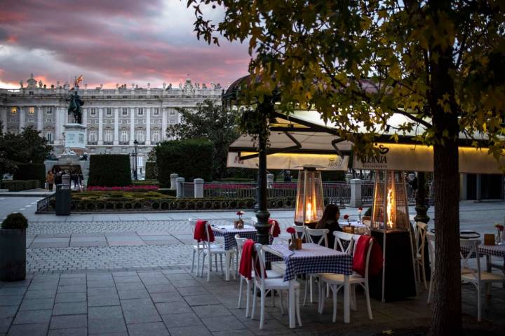 EL Palacio de Oriente desde 'La Lonja'.