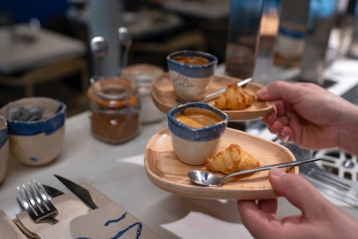 En ‘Hartem’ también puedes tomarte un café.