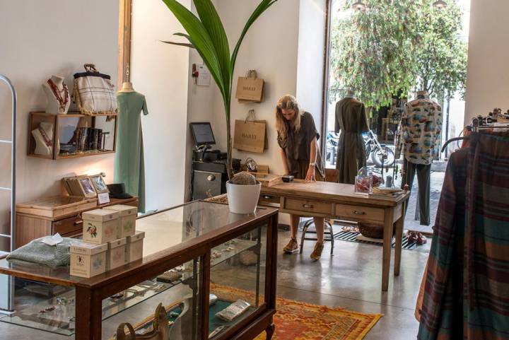 Si hay una tienda chic en el barrio de Chueca, esa es Barei. Foto: Alfredo Cáliz