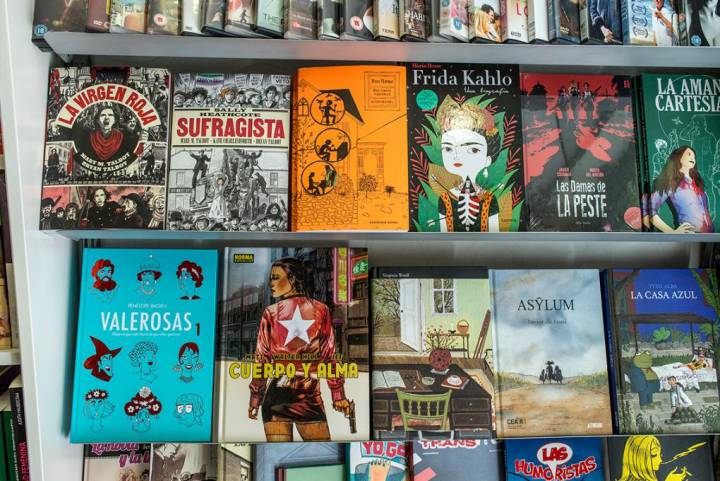 El catálogo de 'Berkana': literatura y mucho más. Foto: Alfredo Cáliz