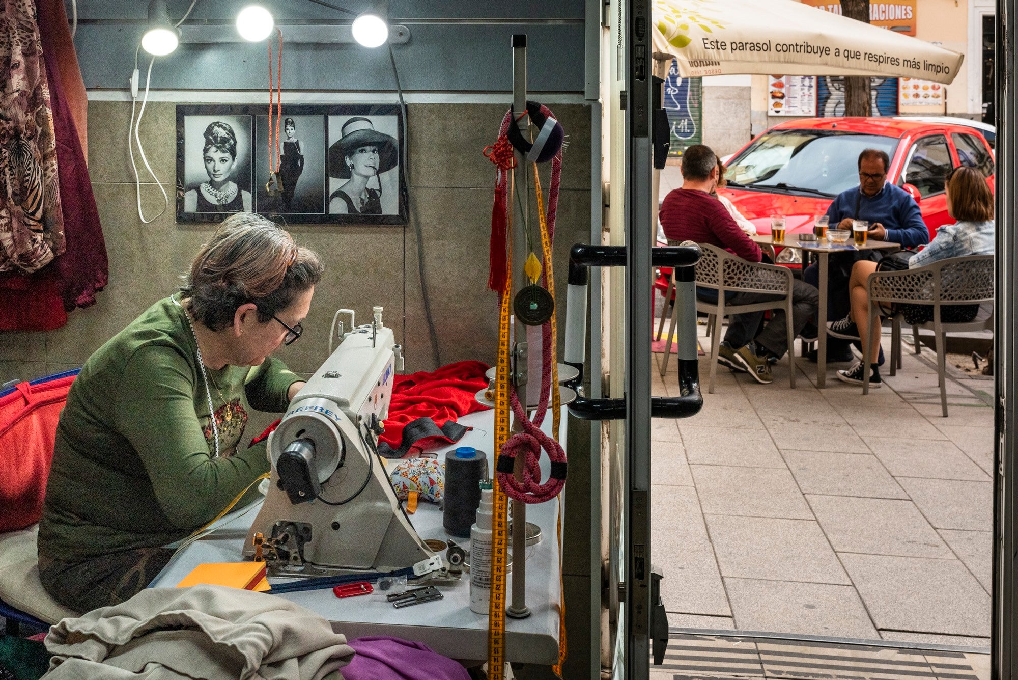 Tiendas icónicas Lavapiés A Tola de mi Gitana calle