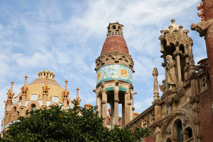 Cada torre de cada pabellón tiene un motivo distinto.