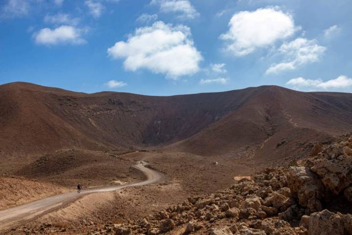 El paisaje de los Volcanes del Bayuyo recuerdan con sus colores la longevidad de la isla.