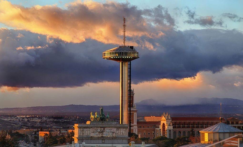 Ciudades por todo lo alto