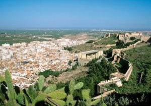 Perspectiva del castillo de Sagunto.