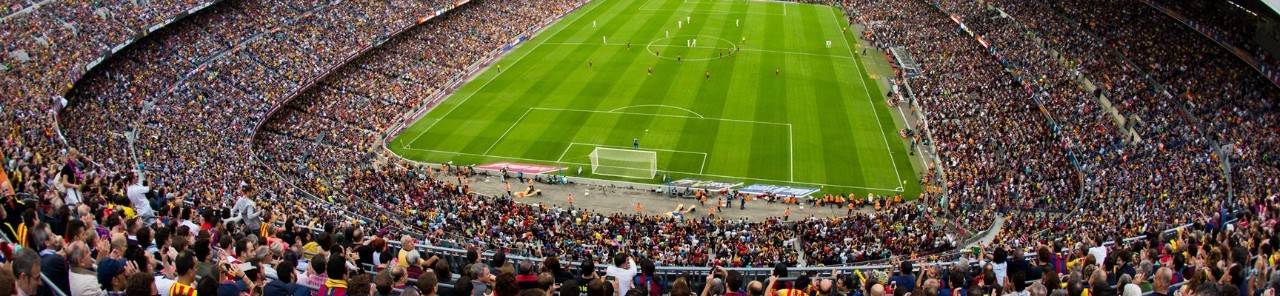 España en 10 campos de fútbol