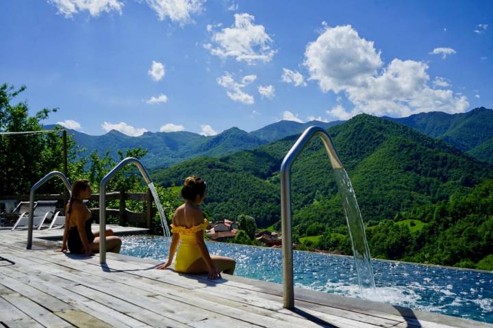 La piscina es uno de los lugares más fotografiados del hotel.