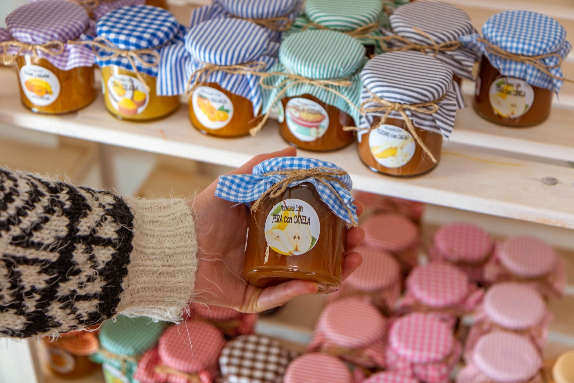 Mermeladas El Mirador están presentes en la tienda de Isabelle. 