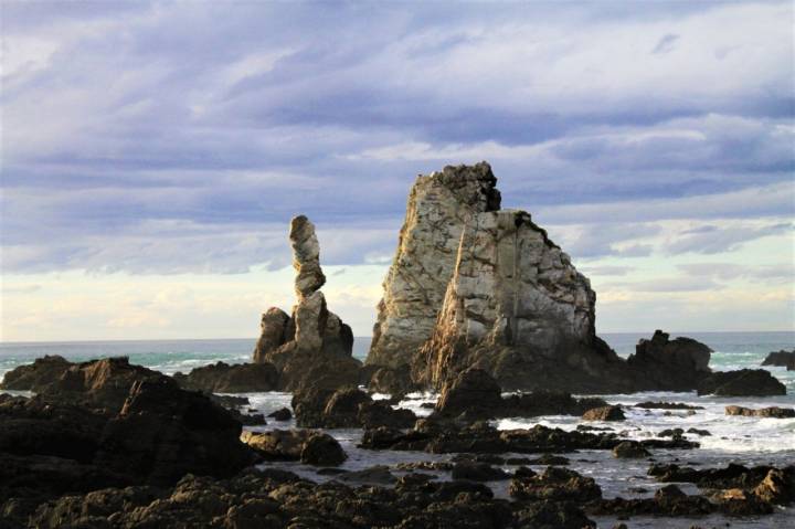 Asturias en invierno. La playa del Silencio, un lugar para perderse.