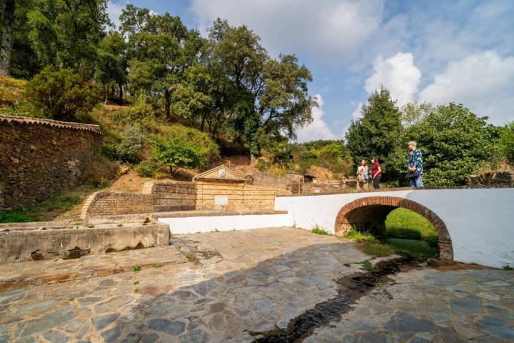 Fuente del Concejo de Almonaster la Real 