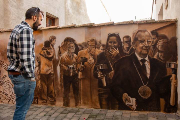 Mural Procesión del Humo en Arnedillo (La Rioja).