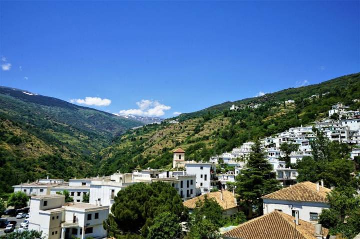 Ascenso al Mulhacén: Los pueblos blancos del Barranco de Poqueira