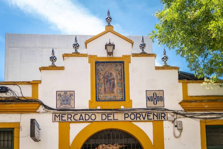 El Mercado del Porvenir,  un imprescindible del barrio.