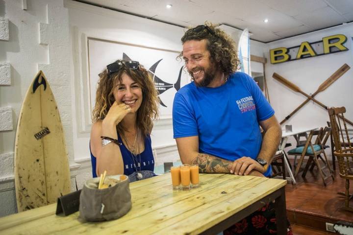 Javier Fortuny y Laia Llorca, los dueños de este local de moda.