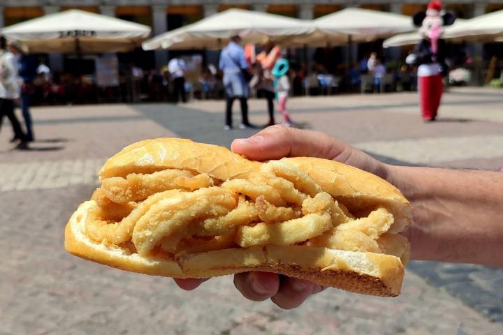 Bocadillo Calamares Plaza Mayor Madrid