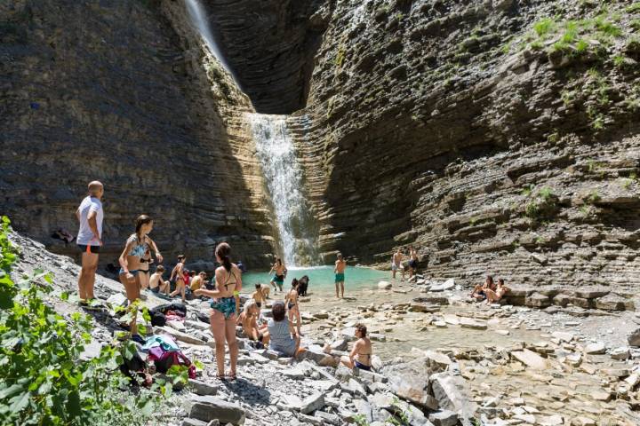 Cascada D’os Lucas (Biescas, Huesca) grupos