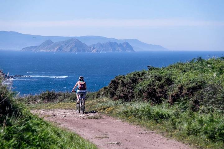 en bici por la isla de ons