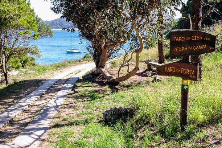 Los caminos de Cíes, preparados para llegar hasta los faros.