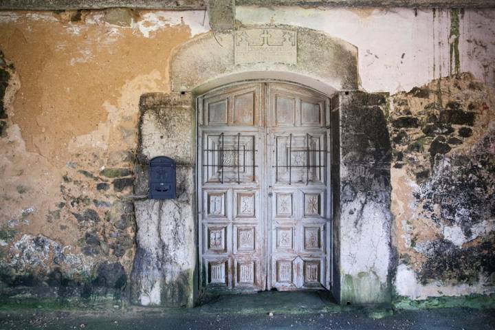 El portón del palacio de los Noriega del Pozo