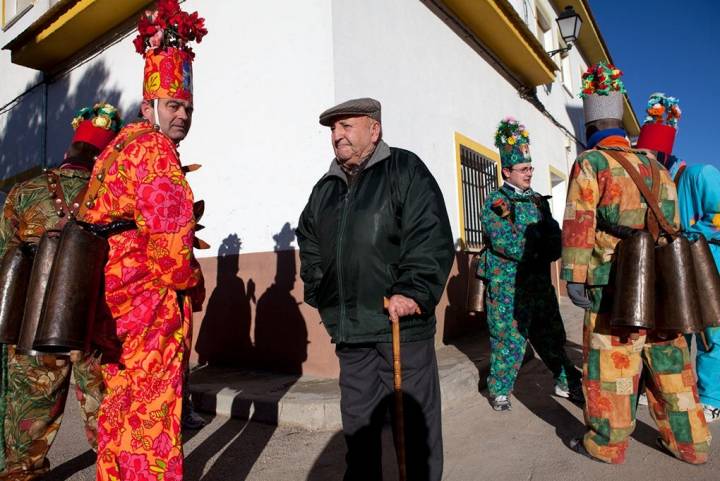 La vestimenta de los diablos no pasa desapercibida.