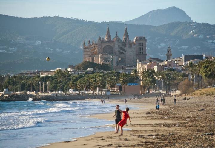 Disfrutar de esta ciudad antes de que se inicie la temporada es un verdadero lujo. Foto: Shutterstock