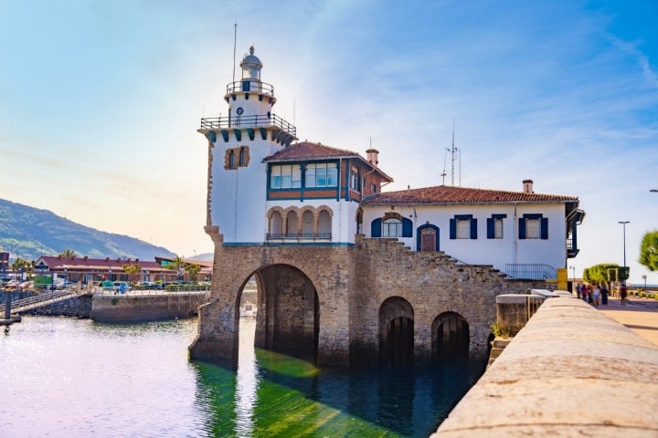 Faro de Arriluze en Getxo, Bizkaia