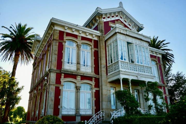 Vista del hotel Villa Argentina, en Luarca, Asturias.