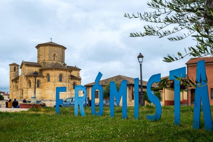 Iglesia de San Martín de Tours en Frómista (Palencia)